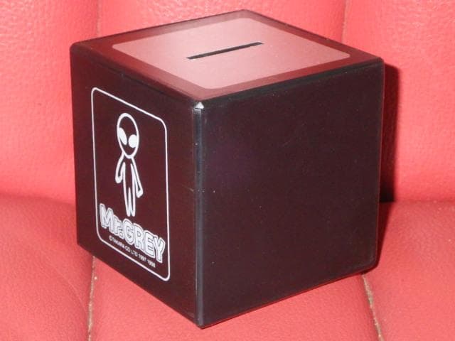 90'S★宇宙人★マジックバンク★貯金箱★ビンテージ★UFO★トリックアート