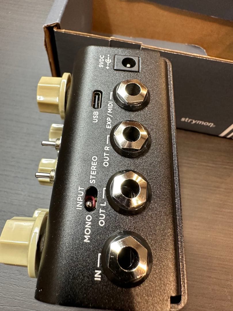 strymon FLINT v2 トレモロ & リバーブ