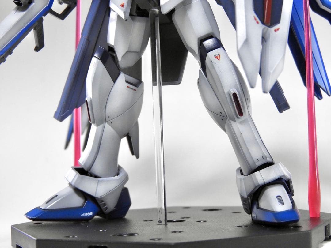 HGCE フリーダムガンダム 全塗装 / ガンプラ 完成品