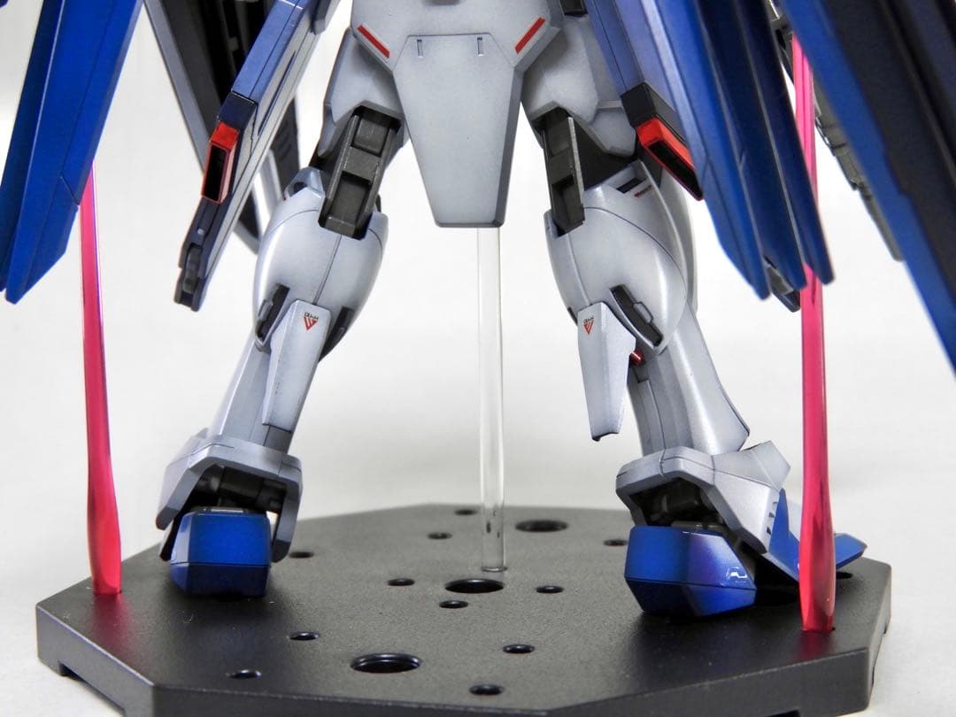 HGCE フリーダムガンダム 全塗装 / ガンプラ 完成品