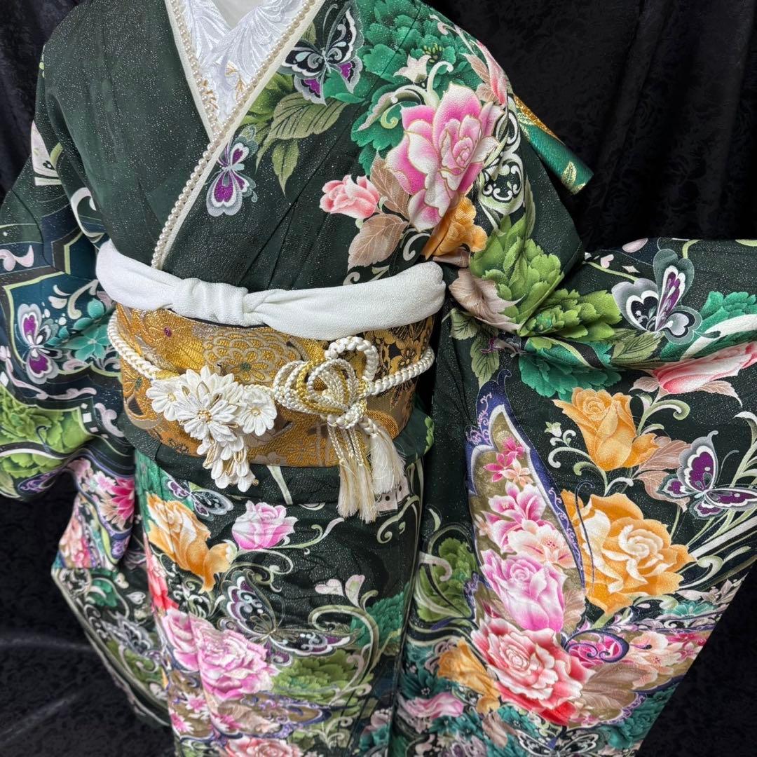 美品　薔薇　蝶　深緑　金彩　刺繍　ラメ　落款　逸品　フルセット　振袖　振り袖