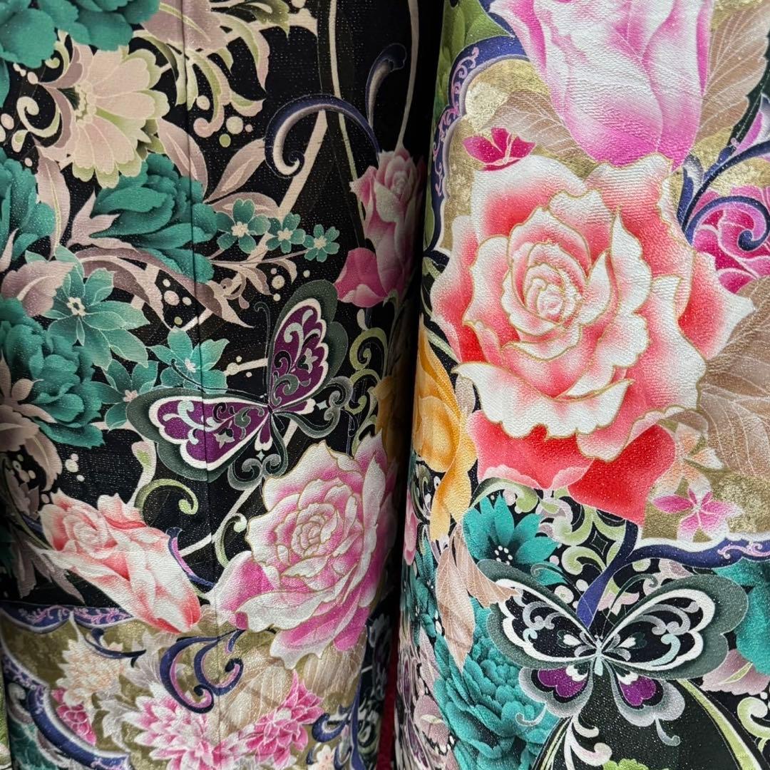 美品　薔薇　蝶　深緑　金彩　刺繍　ラメ　落款　逸品　フルセット　振袖　振り袖