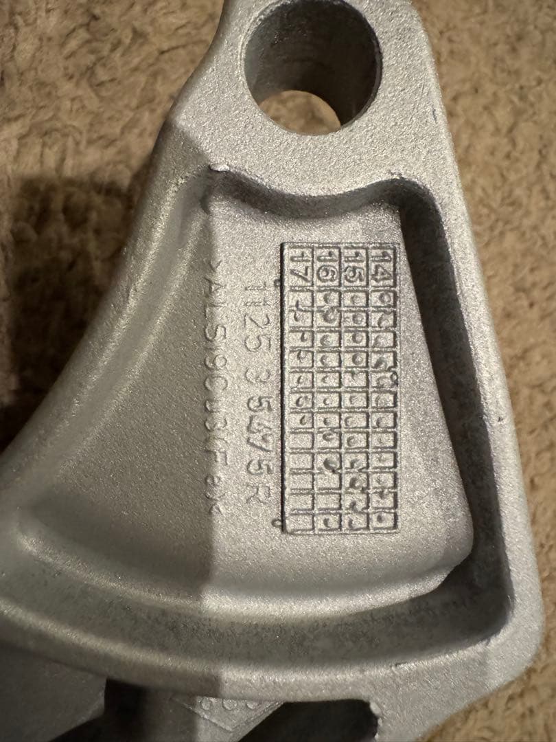 ルノー メガーヌ3RS ミッションブラケット 475R対策品