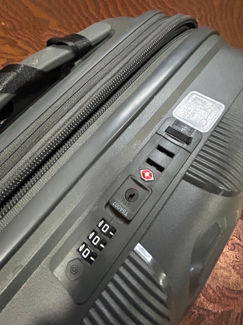 AMERICAN TOURISTER SAM262 sサイズ 機内可グレー