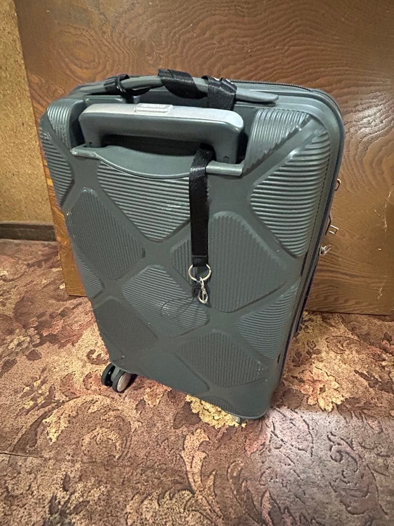 AMERICAN TOURISTER SAM262 sサイズ 機内可グレー