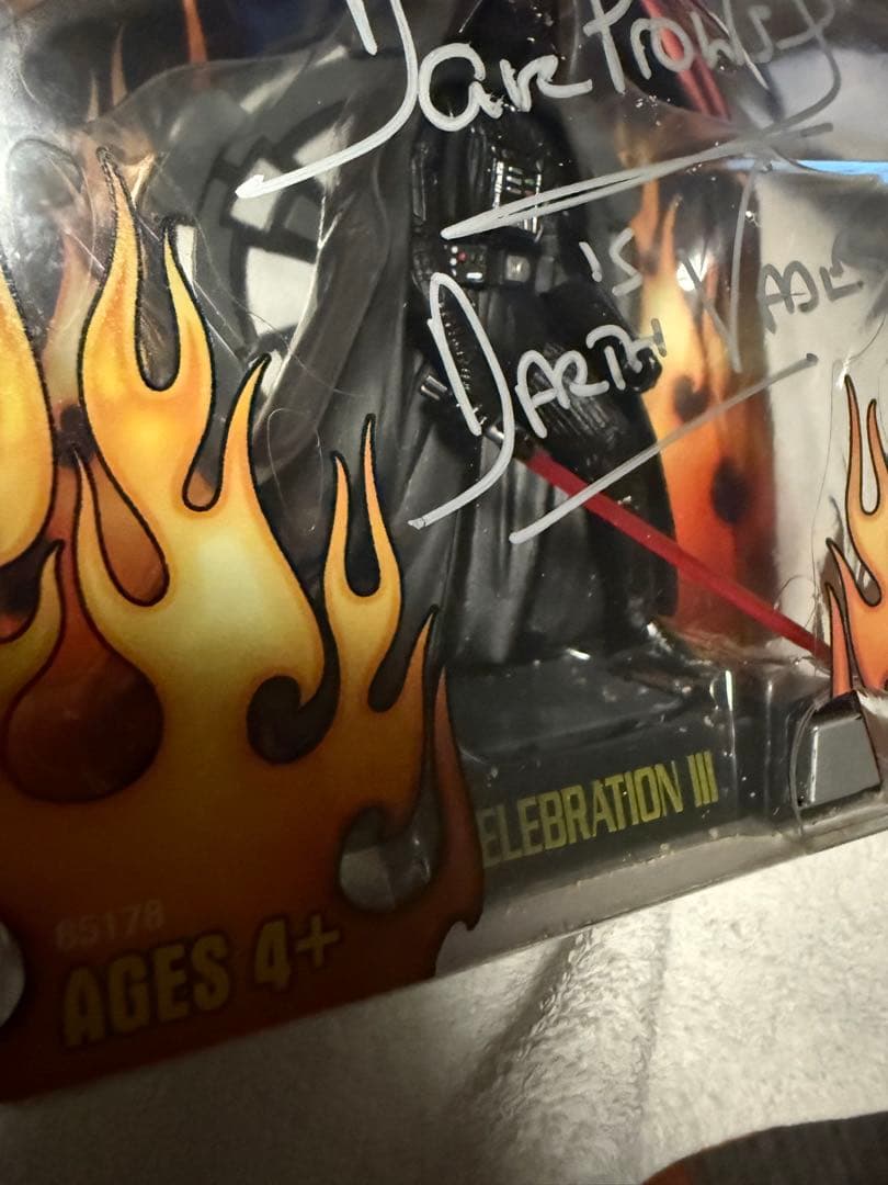 最終値下げDarthVaderダースヴェイダーサイン入セレブレーションIII