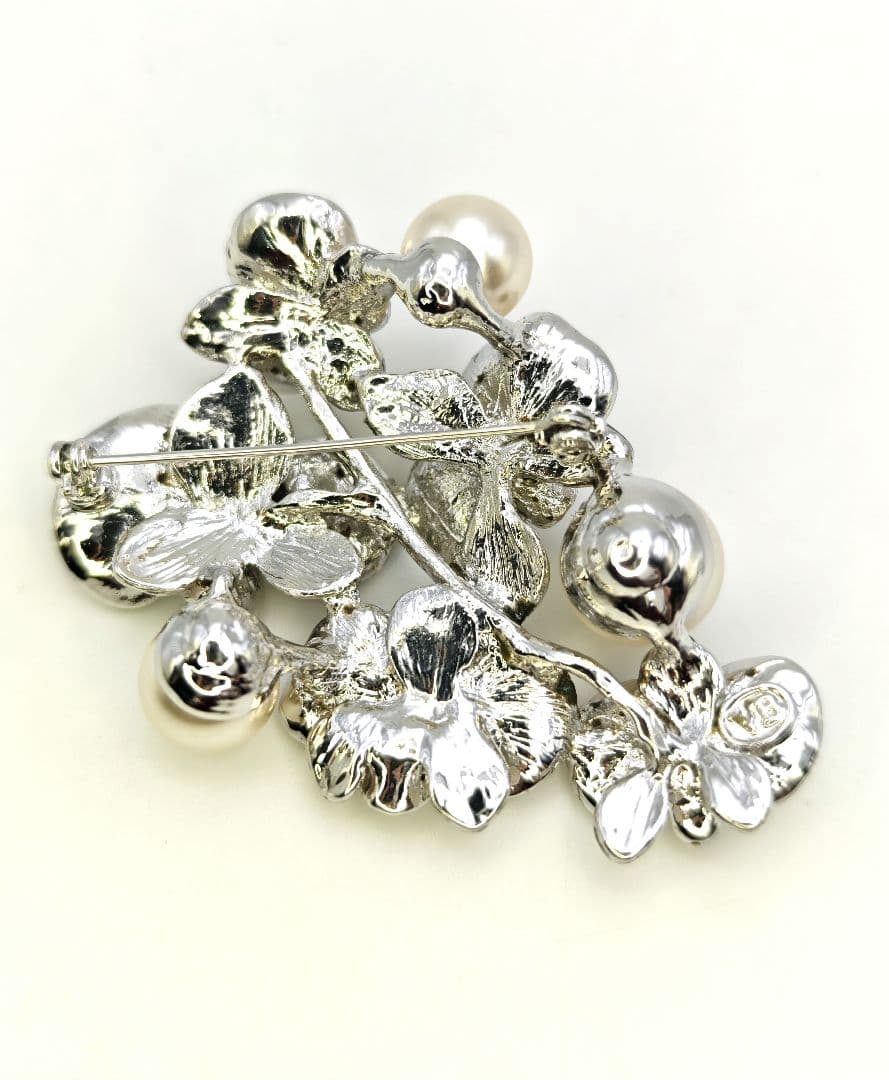 VENDOME BOUTIQUE 上品 フラワー パール ブローチ