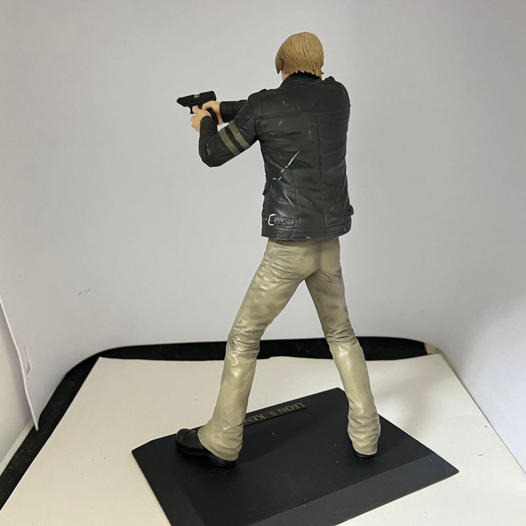 クリエイターズモデル バイオハザード6 レオン