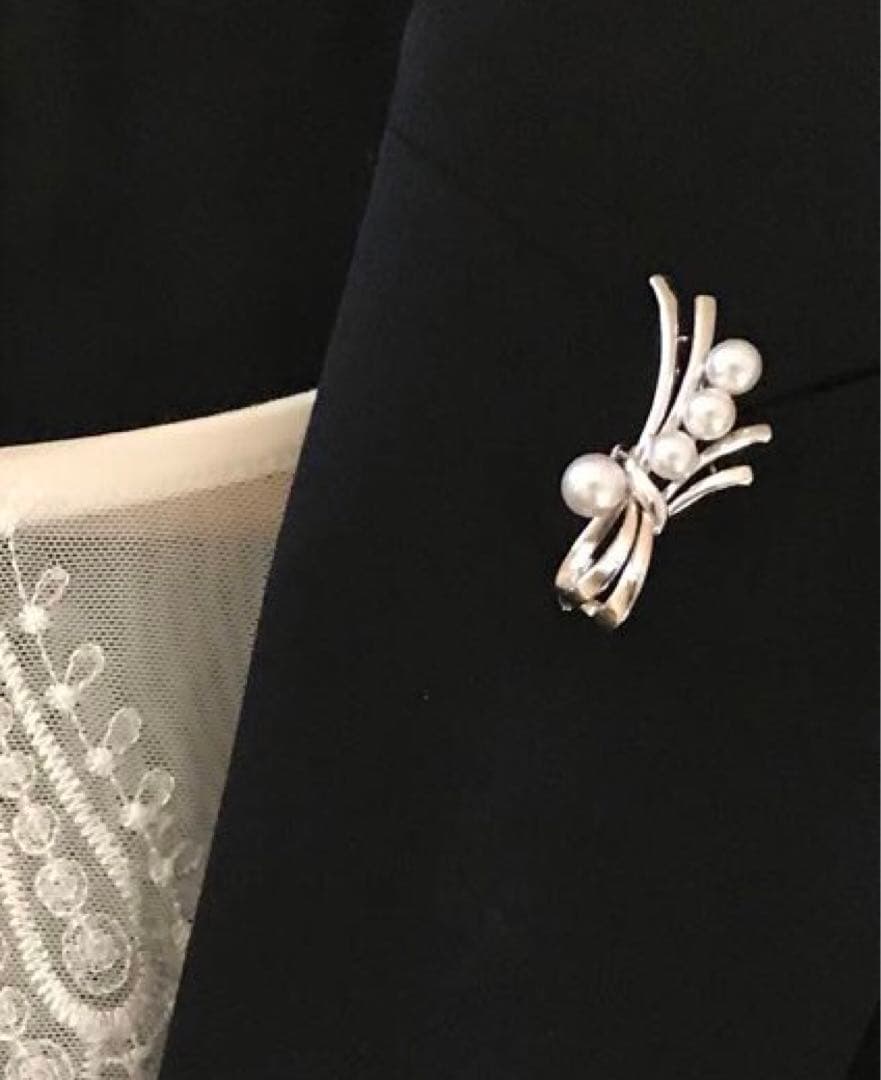 本日限定お値下げ【揺れるパール♡】ミキモト SVリボンモチーフ パール ブローチ