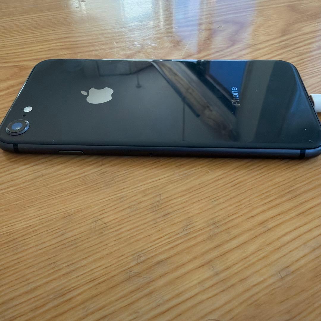 スマートフォン本体 iPhone8 64G