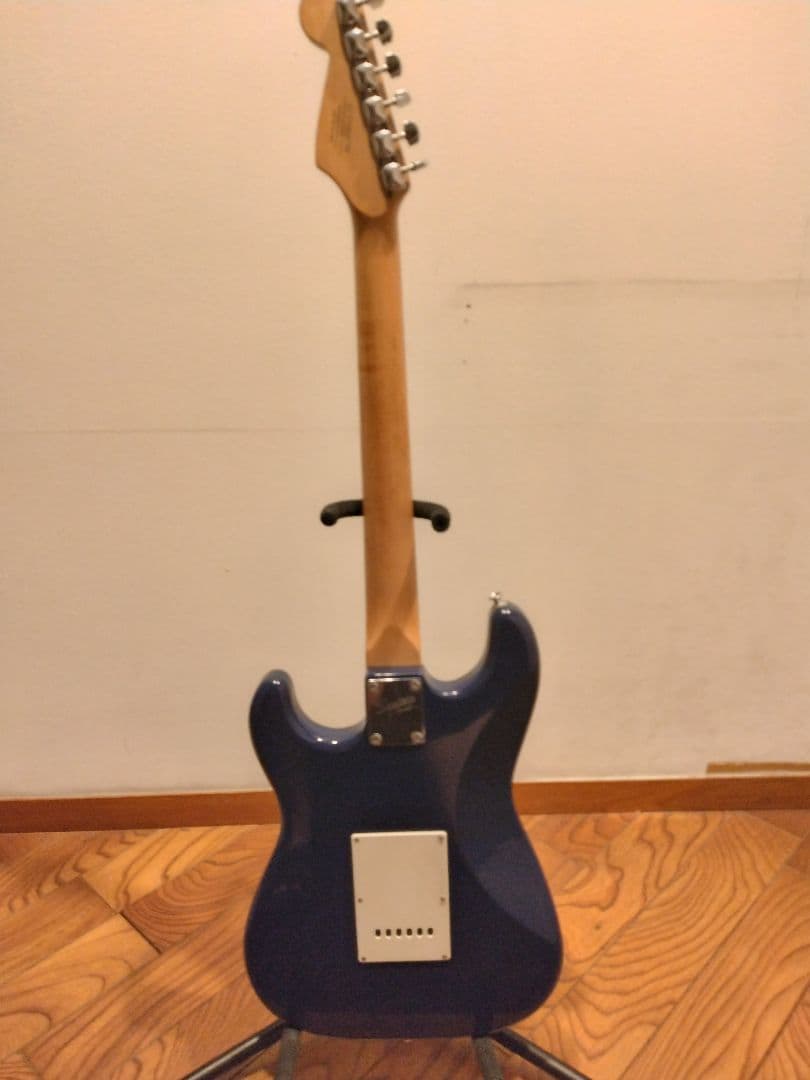 Squier ストラトキャスター ダークブルー　最終値下げ