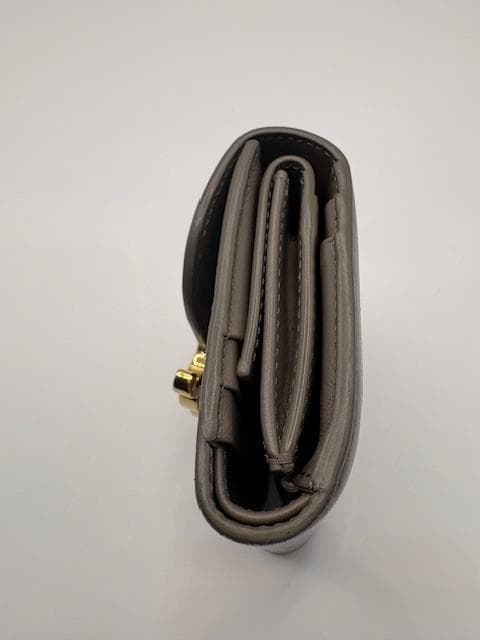 現行品 セリーヌ Celine トリオンフ　コンパクトウォレット グレー 財布