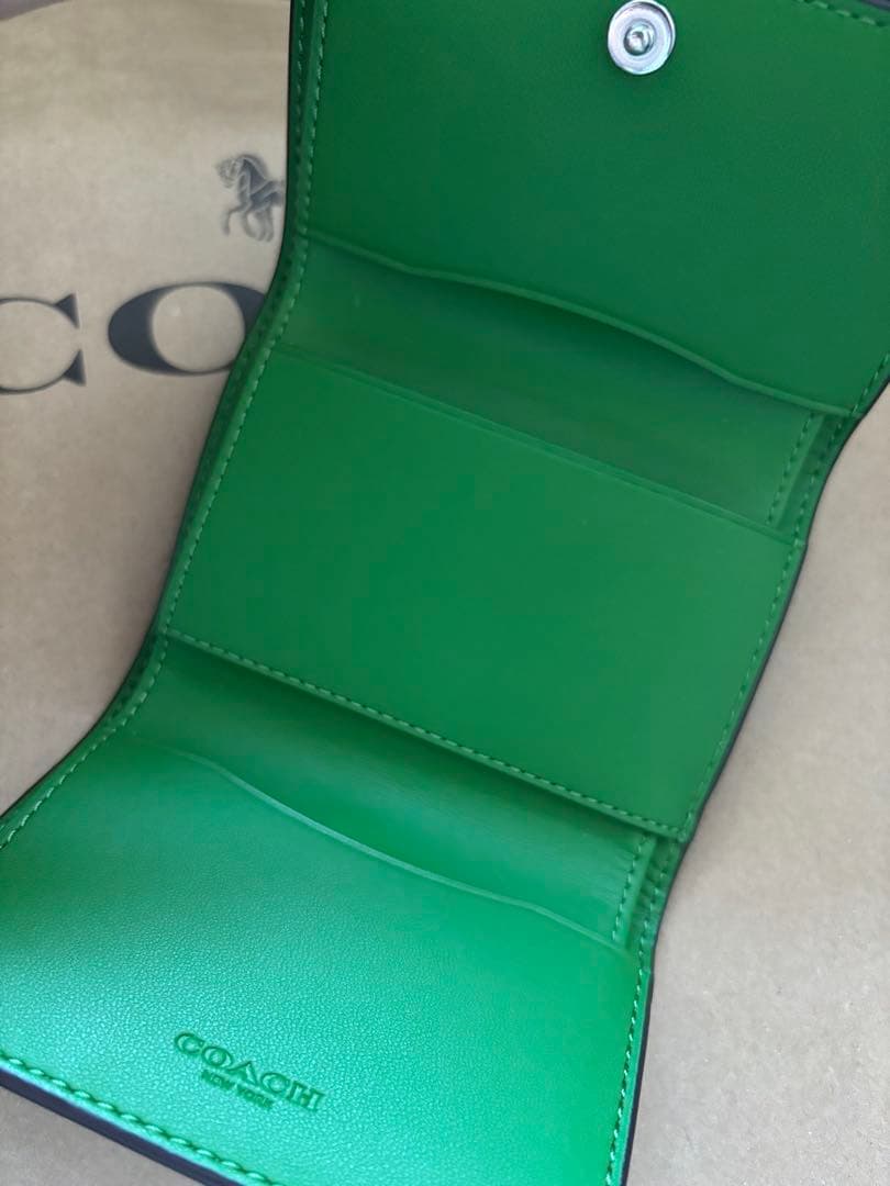 COACH コーチ　ミニウォレット　三つ折り財布　グリーン※箱無し