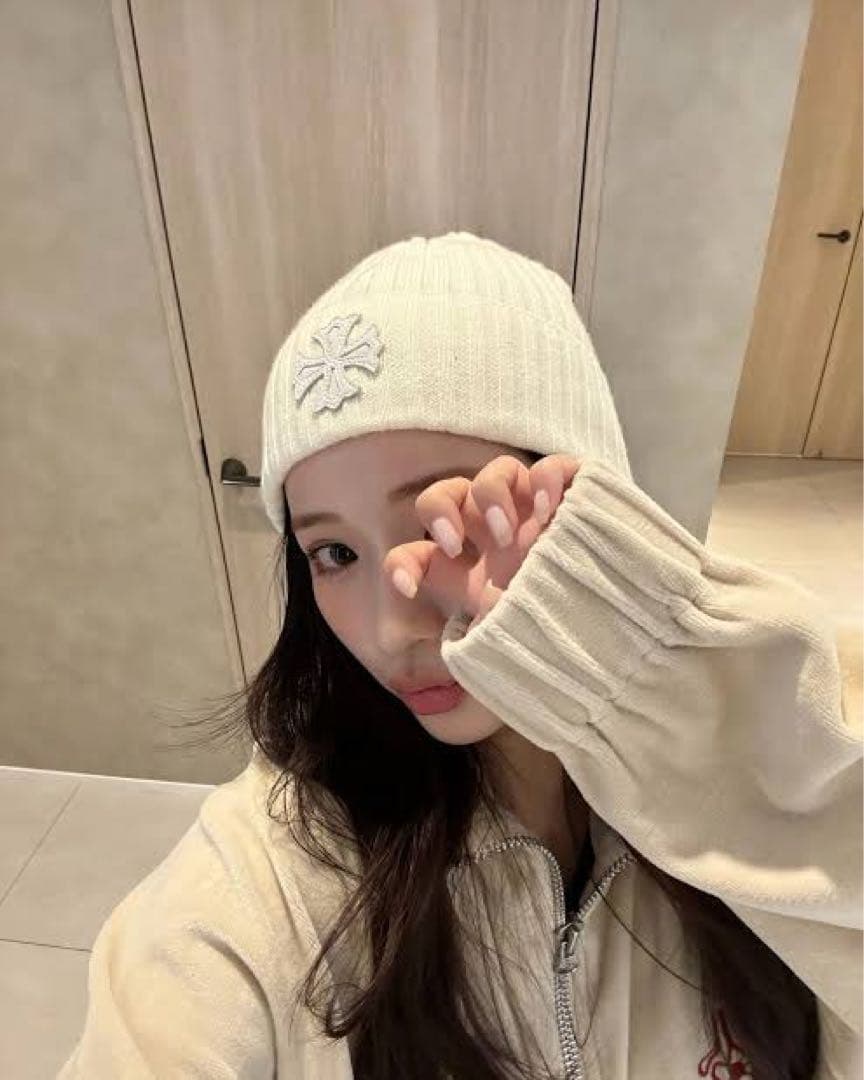 本日限定値下げ　クロムハーツ ホワイト ニット帽　ビーニー　白