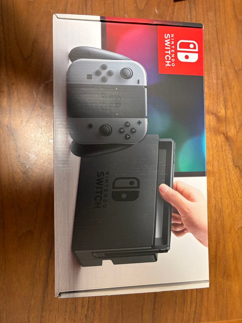 Nintendo Switch 本体 + Joy-Conコントローラー