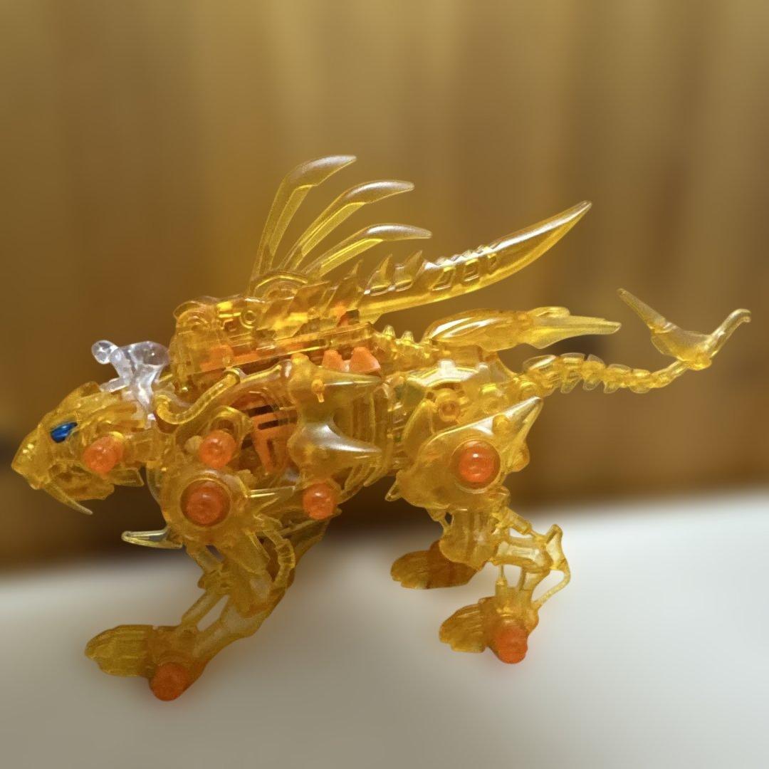 【非売品】ゾイドワイルド　ファングタイガーアンバー