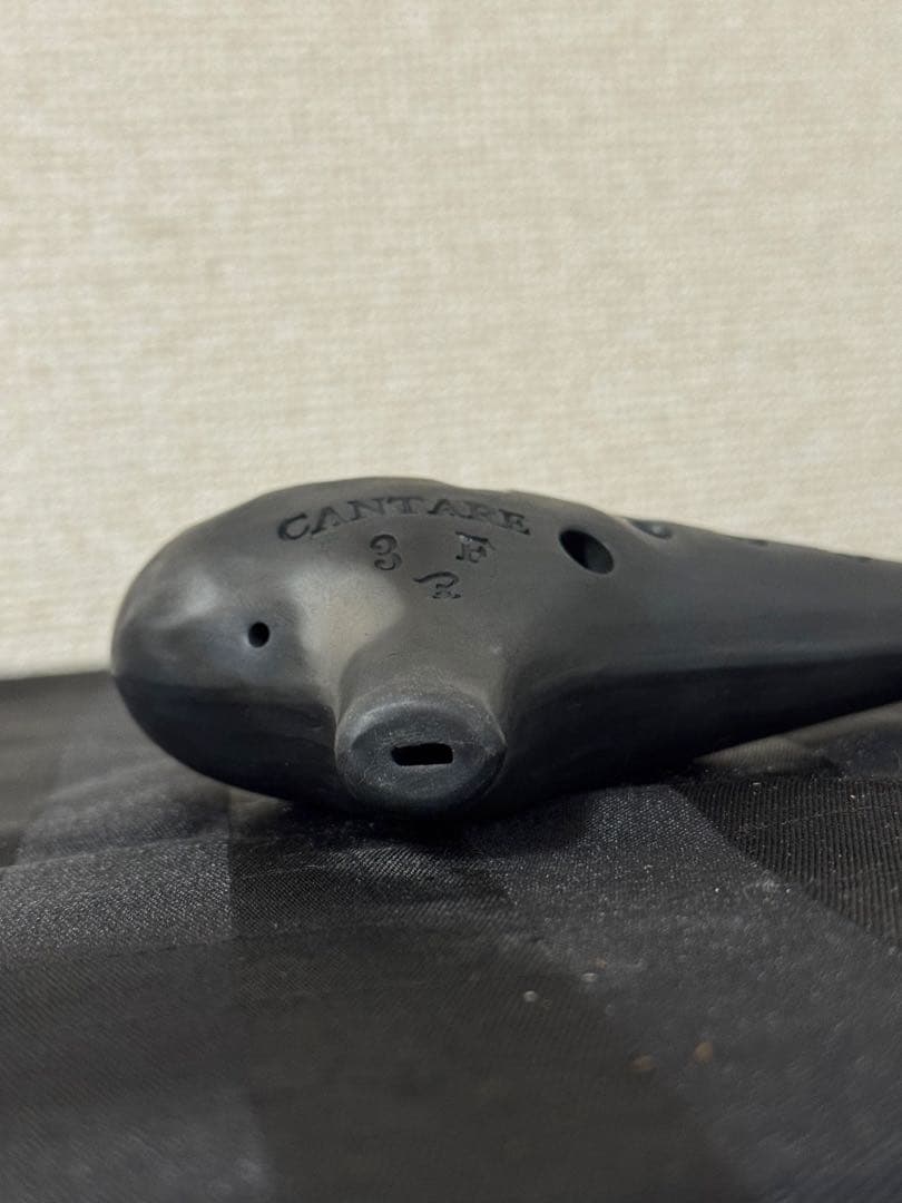 オカリナ　3F 黒　陶　平本