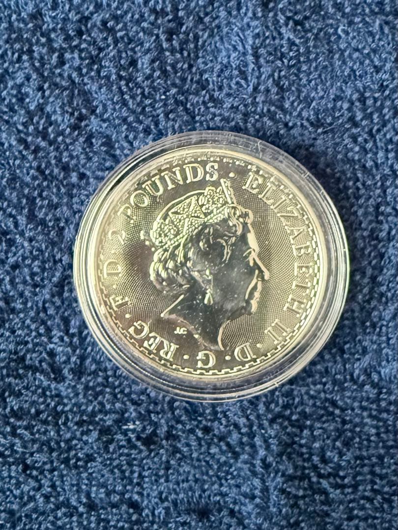 2023年 イギリス「ブリタニア」純銀 1オンス 銀貨 (エリザベス2世）