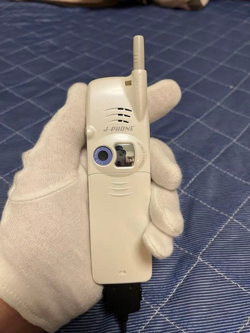 SHARP J-PHONE SH04 ホワイト 携帯電話本体　メルカリ便発送