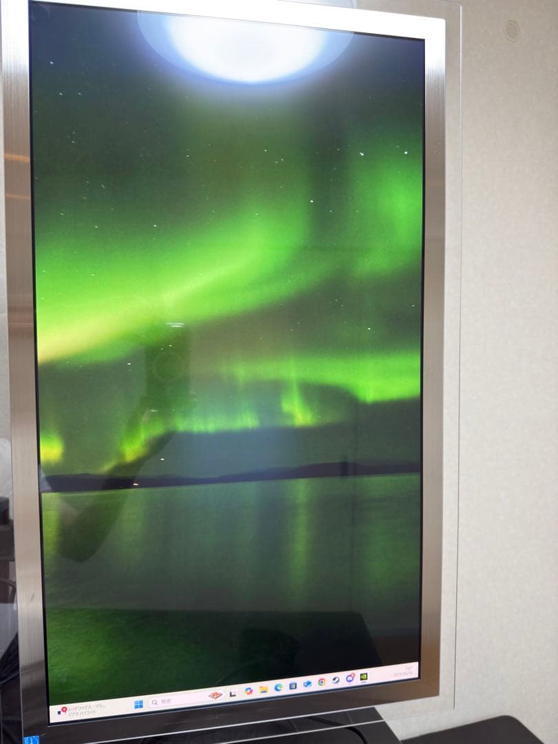 JOLED Glancy 4K27インチ有機ELモニター