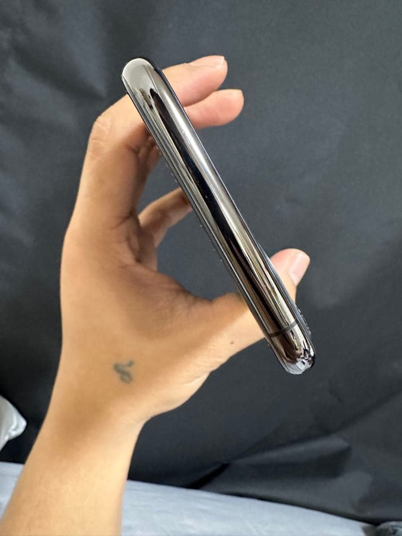 携帯電話本体 Iphone 11 pro max 512Gb