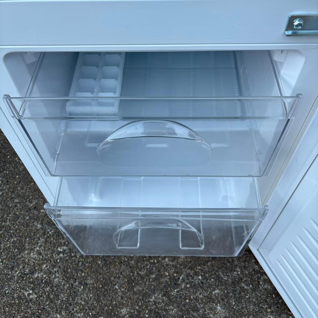 【引取りのみ】ニトリ　冷蔵庫106L 2021年製