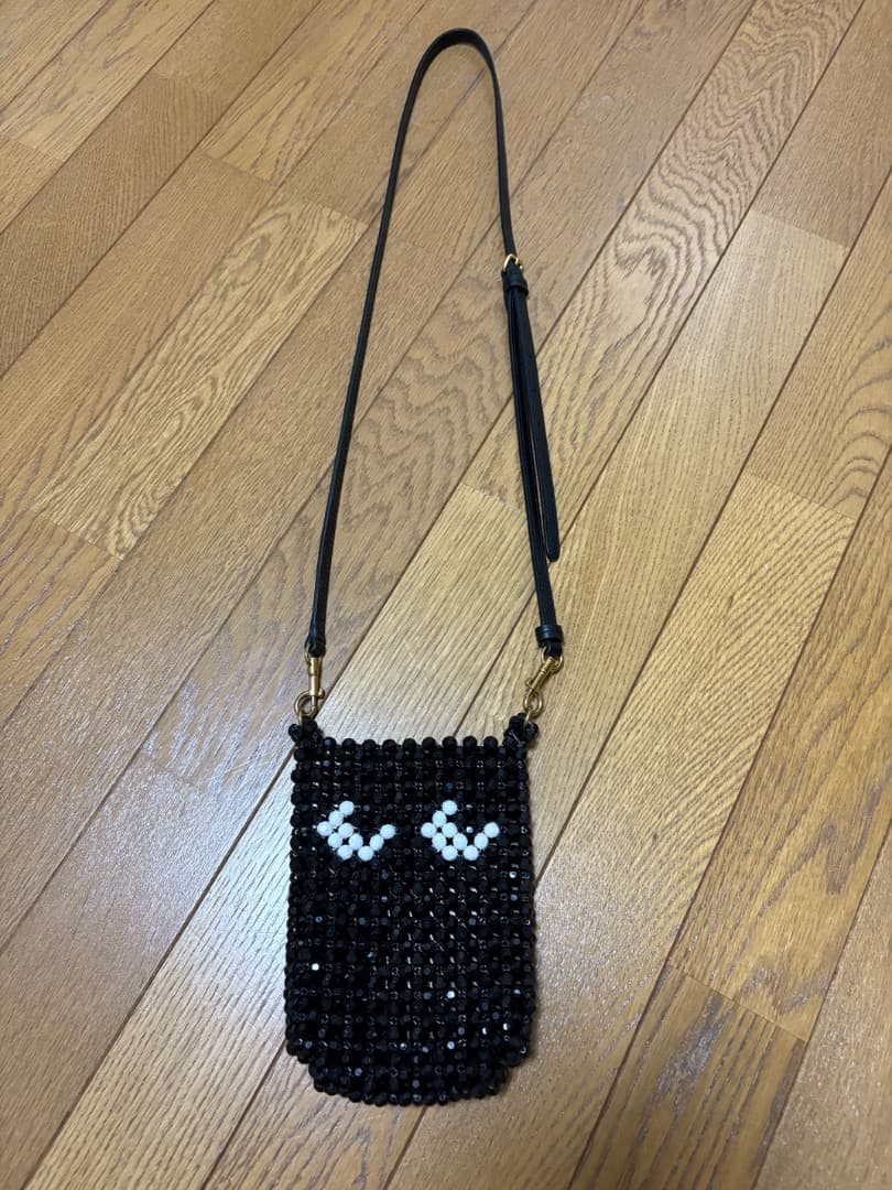 最終値下げ！アニヤハインドマーチ　ビーズスマホショルダーバッグ