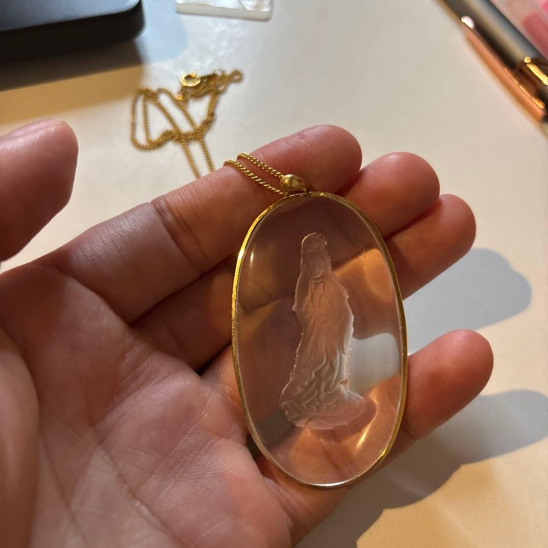 これは！観音様の水晶！持ってるだけでも！不思議なパワー！慈悲！