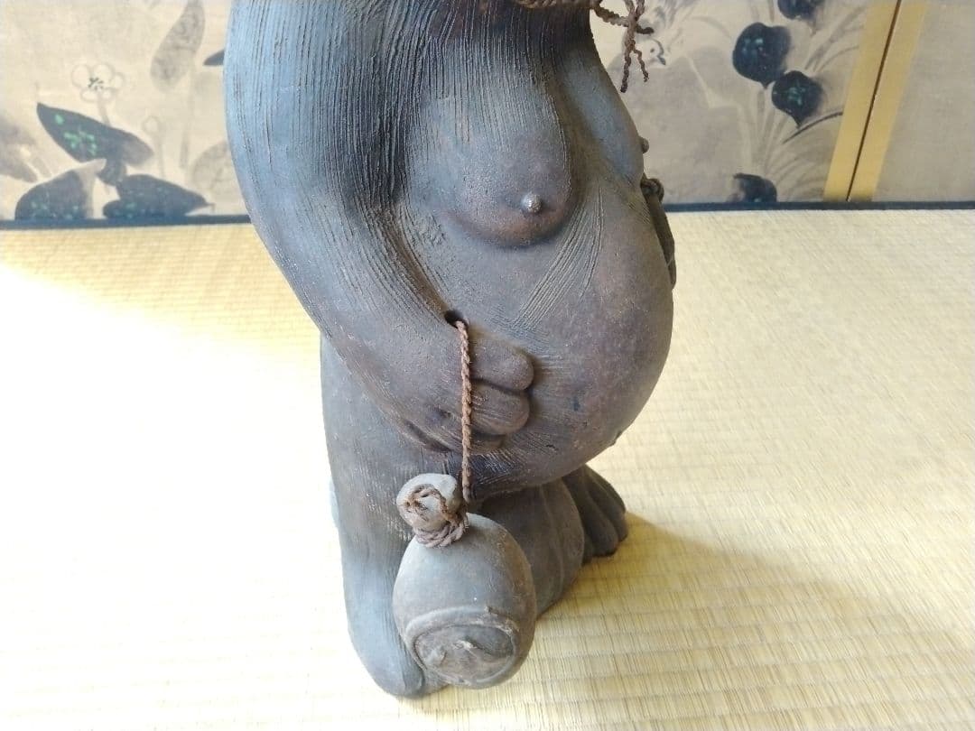 古格あるすまし顔なタヌキ　骨董　信楽焼　京焼　茶道具　置物　開運　縁起物