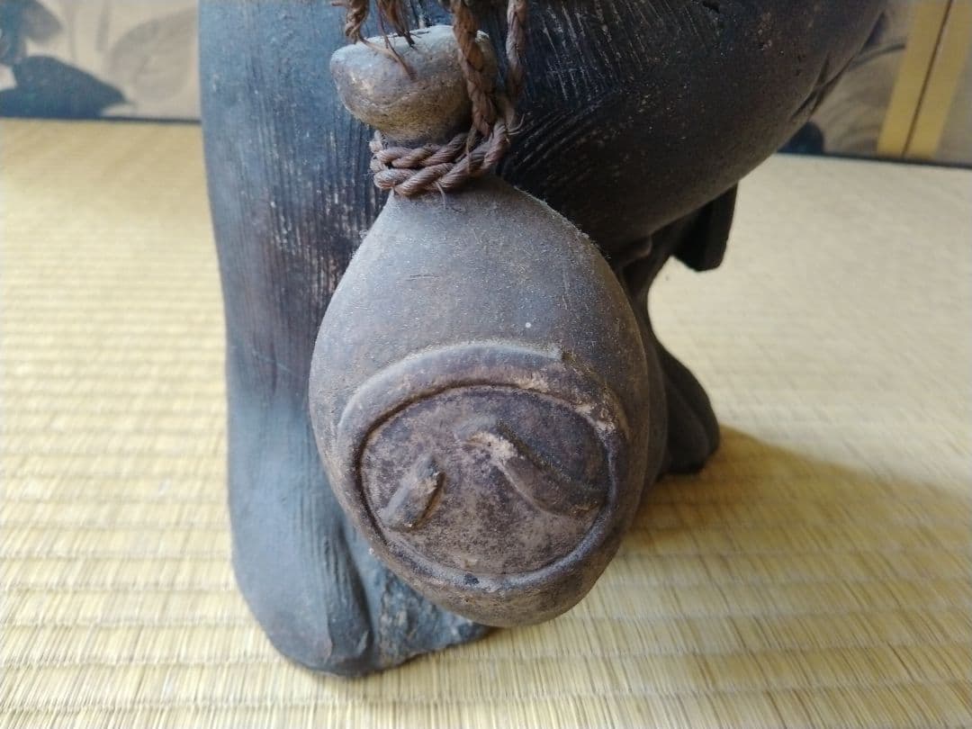 古格あるすまし顔なタヌキ　骨董　信楽焼　京焼　茶道具　置物　開運　縁起物