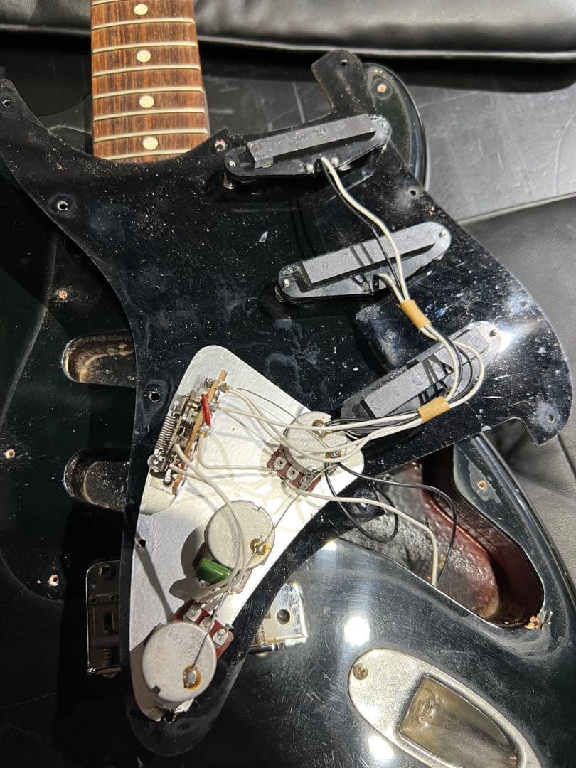 Squier SST30 JV シリアル　ジャパンヴィンテージ　1983年製