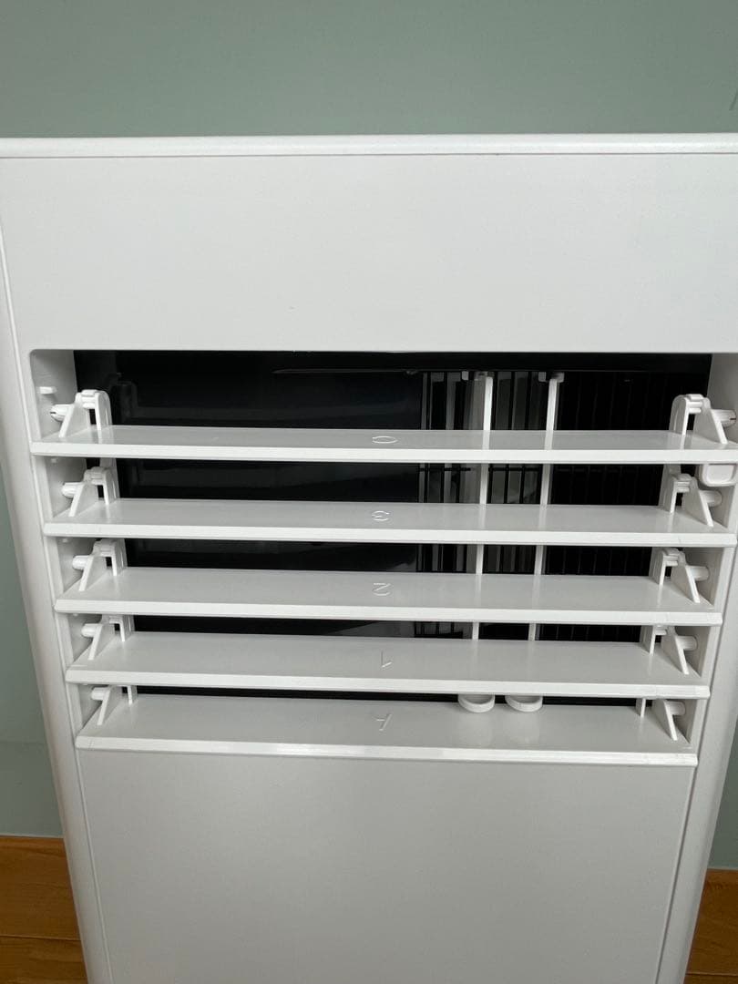 アイリスオーヤマ IPP-2825U ポータブルクーラー　7〜10畳2025年製