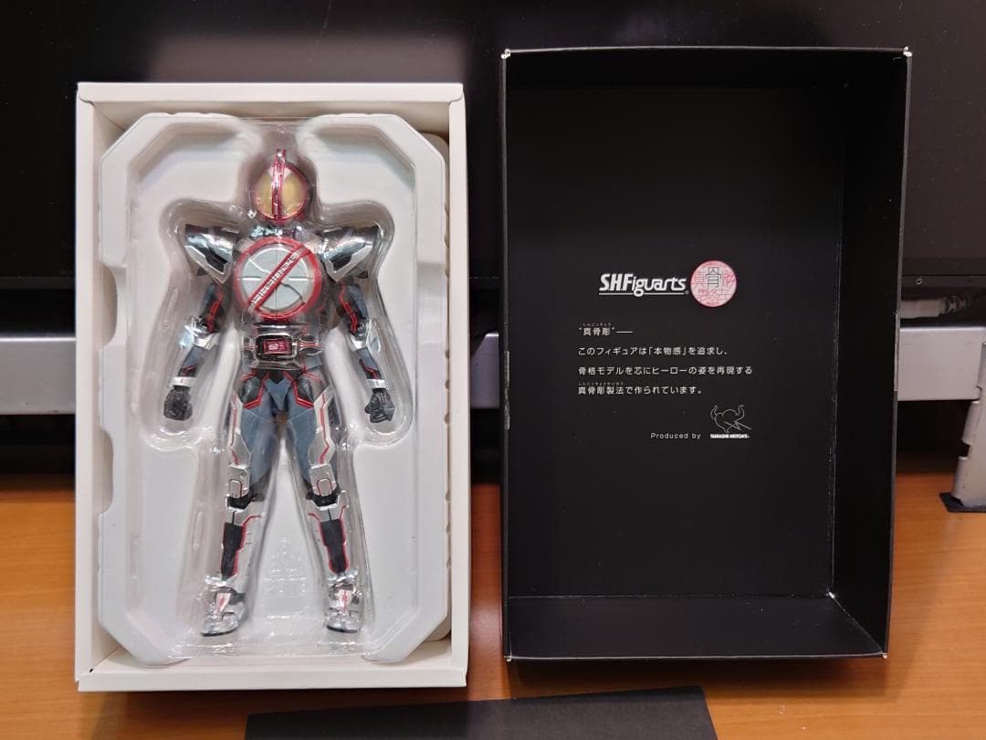魂ウェブ商店　S.H.Figuarts　仮面ライダー５５５