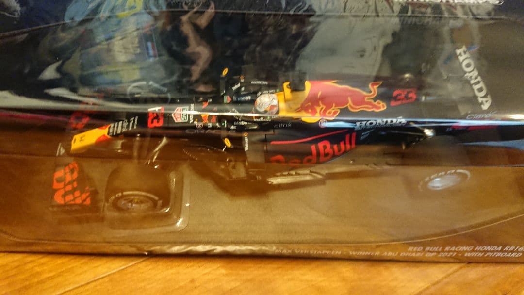 ミニチャンプス 1/18 F1 レッドブル RB16B M.フェルスタッペン