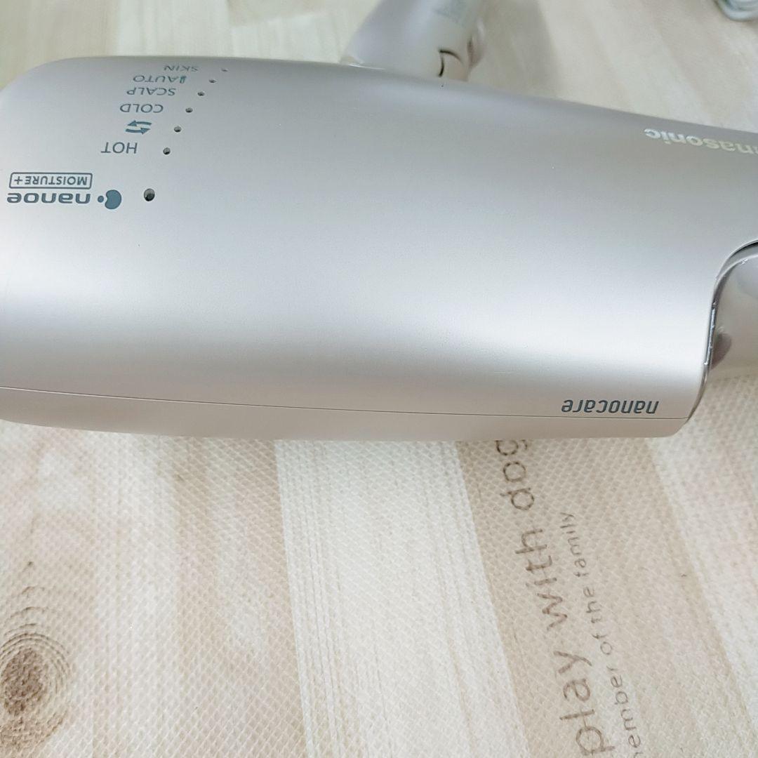 ほぼ未使用○Panasonic ナノケア ドライヤー EH-NA0G