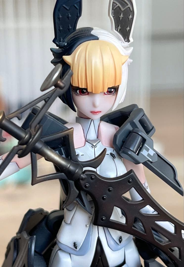 チトセリウムLXXVIIIプラチナム塗装済み完成品