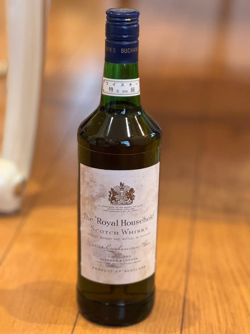 ＊未開封＊ザロイヤルハウスホールド木箱付き750ｍｌ特級ウイスキー