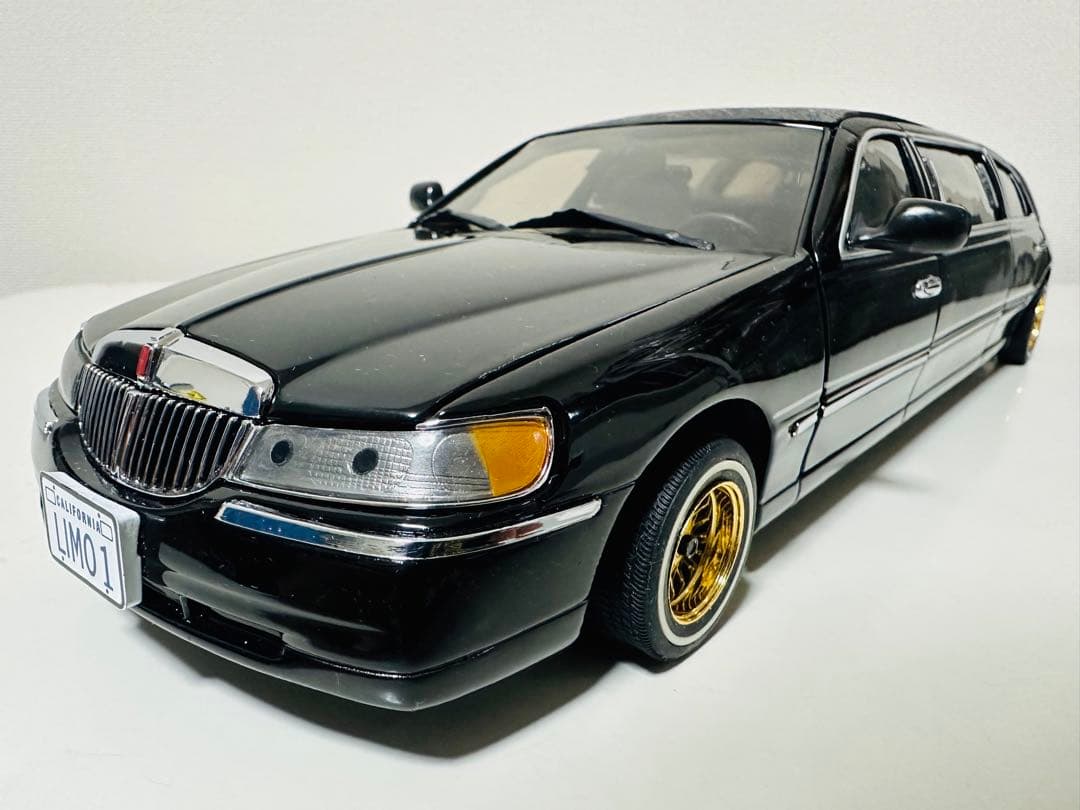 サンスター/'00 Lincolnリンカーン Limoリムジン 1/18 絶版