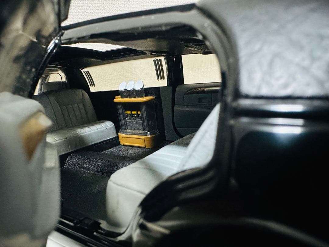 サンスター/'00 Lincolnリンカーン Limoリムジン 1/18 絶版