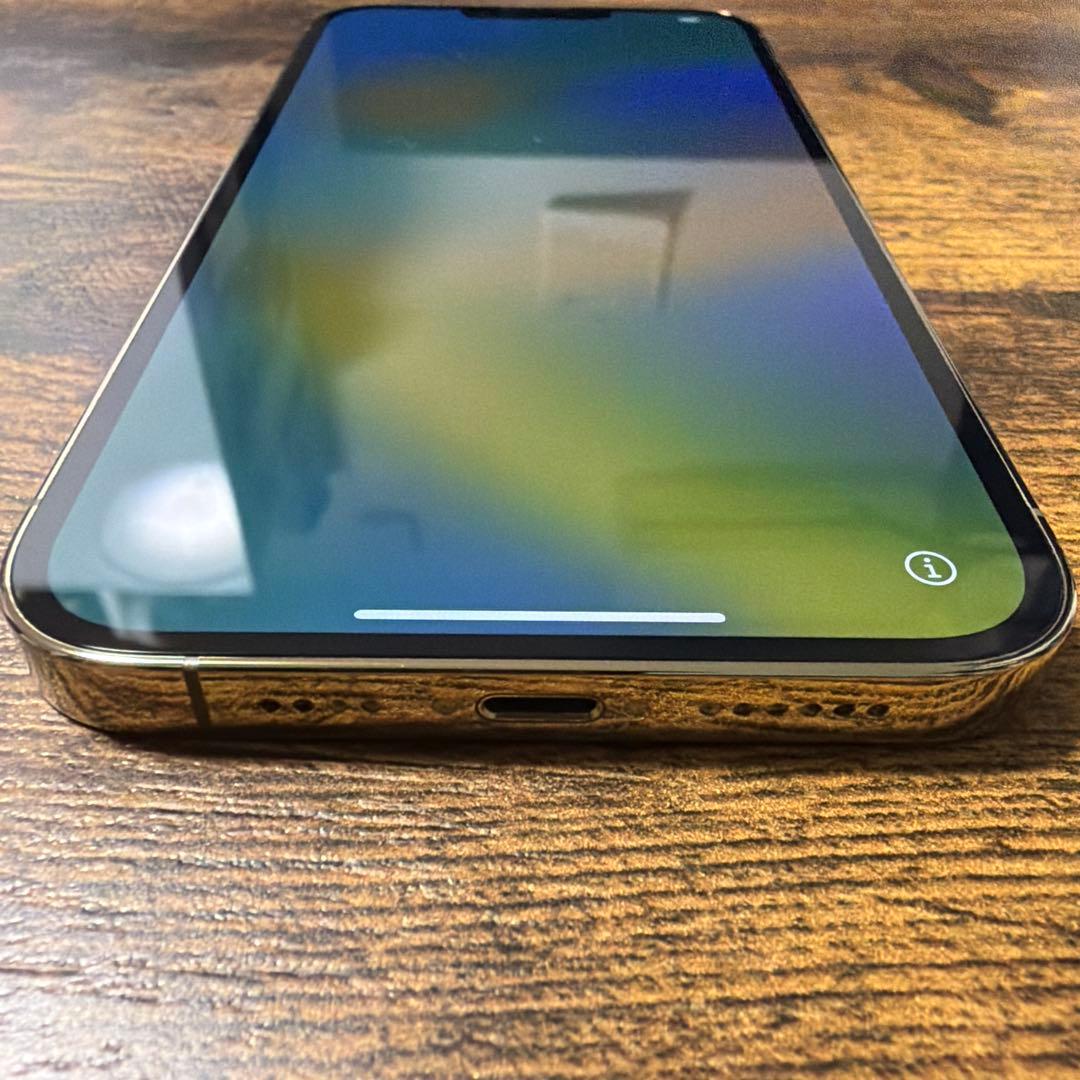 【超美品】iPhone13 Pro Max 256GB Gold SIMフリー