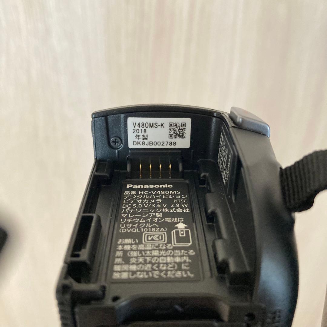 【美品】Panasonic HC-V480MS-W ビデオカメラ　白