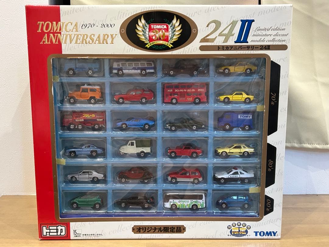 トミカ アニバーサリー24 30周年記念