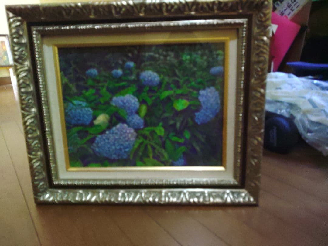 憂鬱を吹き飛ばす!森の中で出会った奇跡の紫陽花、油絵