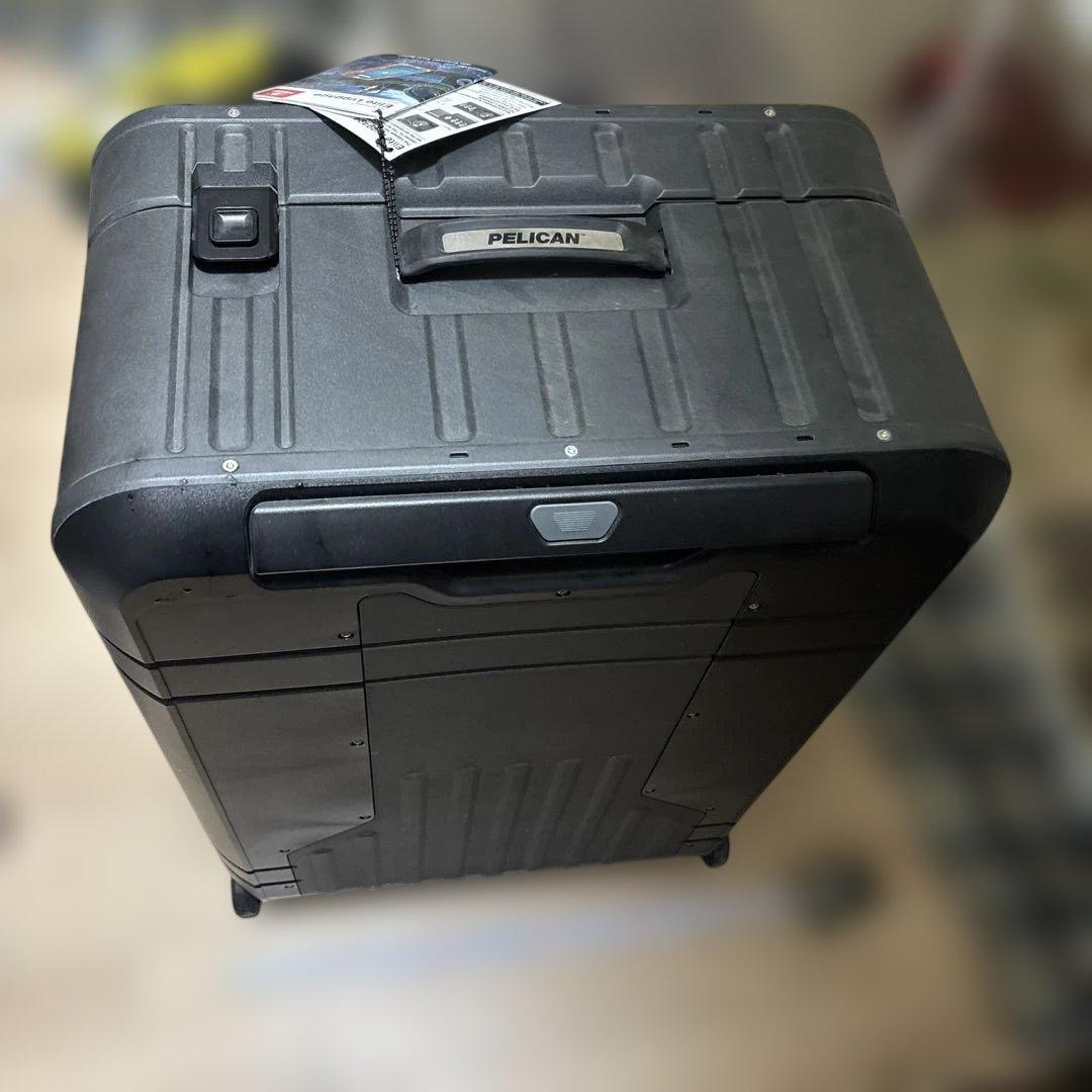 PELICAN キャリーケース ブラック 約30x75x50cm