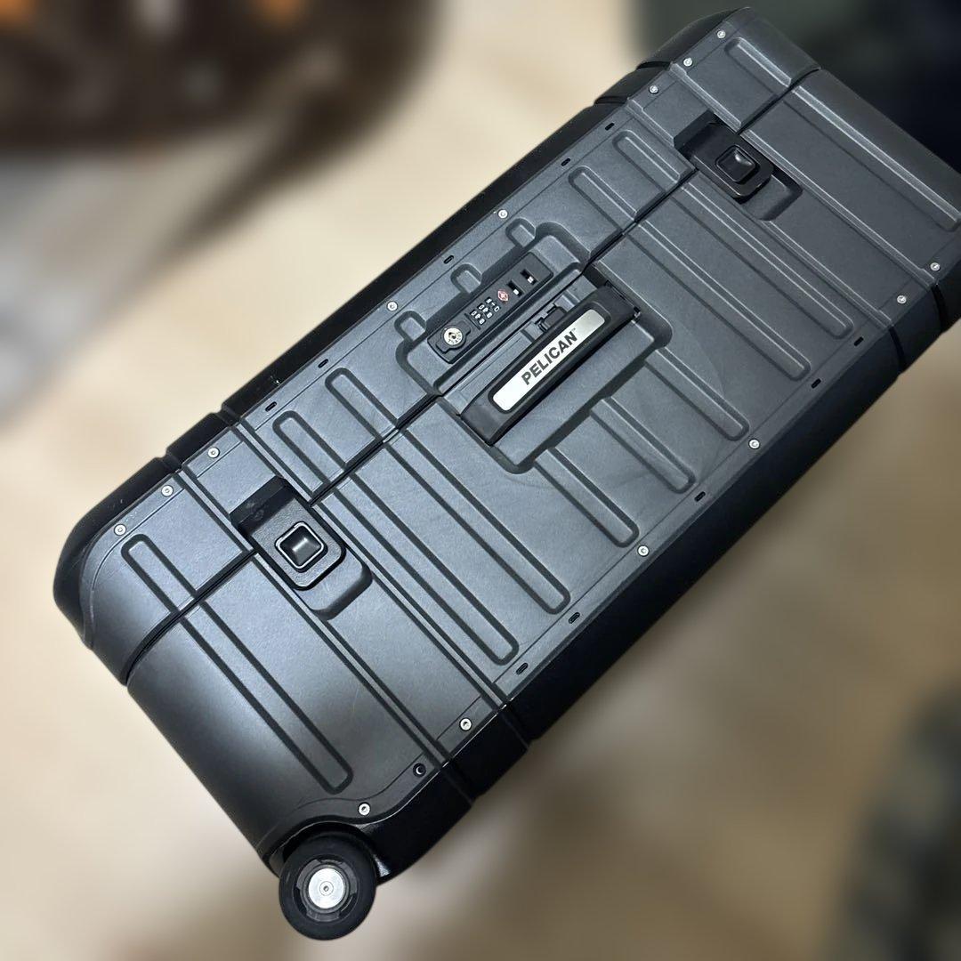 PELICAN キャリーケース ブラック 約30x75x50cm