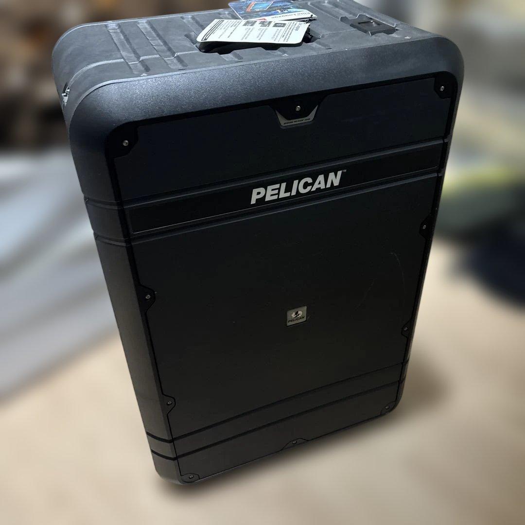 PELICAN キャリーケース ブラック 約30x75x50cm