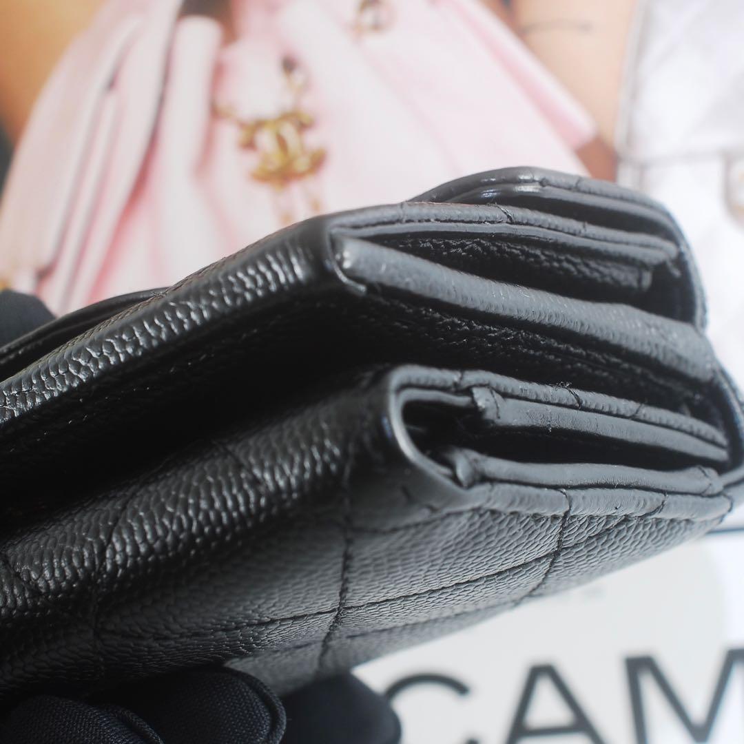 シャネル＊CHANEL＊キャビアスキン＊マトラッセ＊三つ折り財布