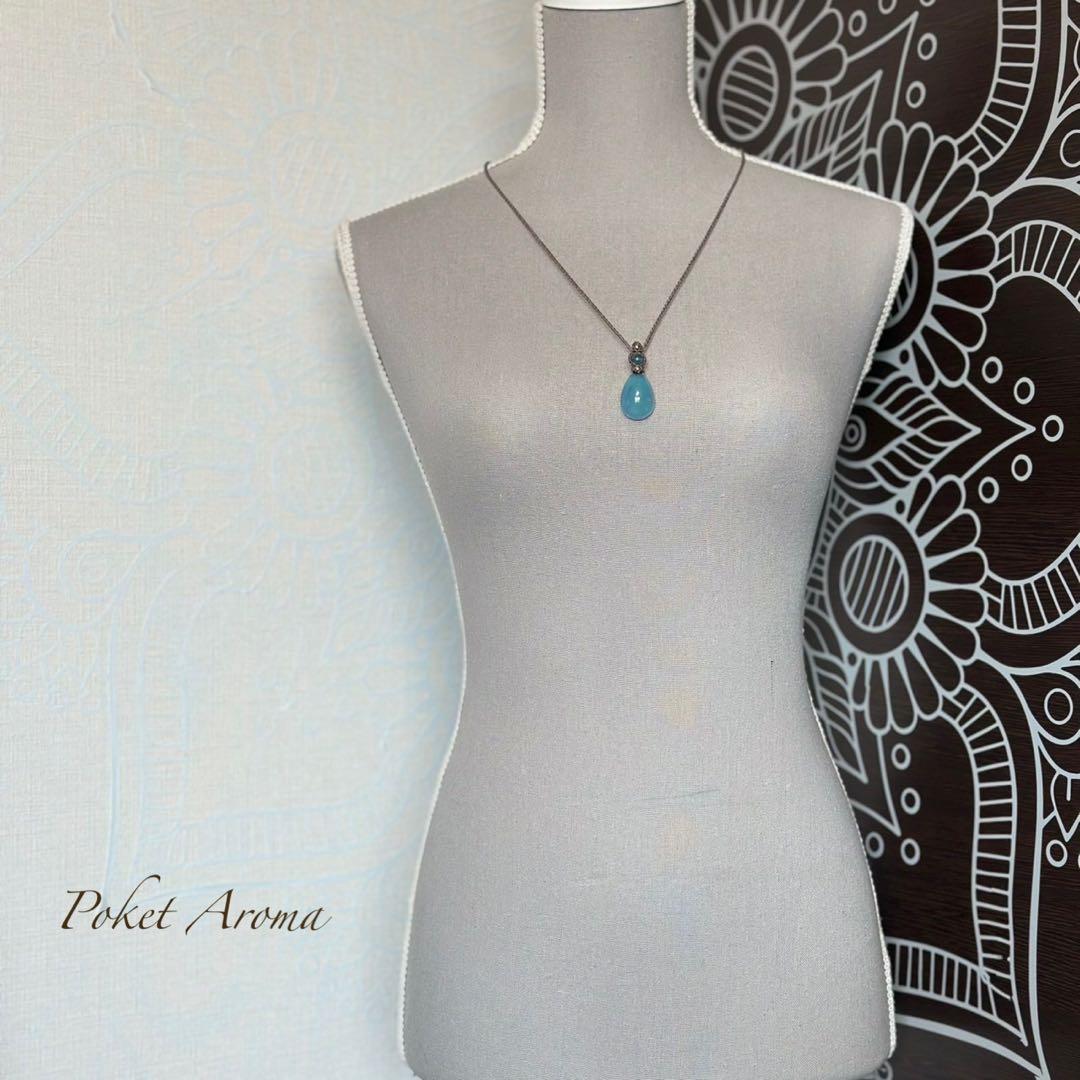 『清流』アクアマリンとディープカラーアクアマリンのマクラメペンダントネックレス