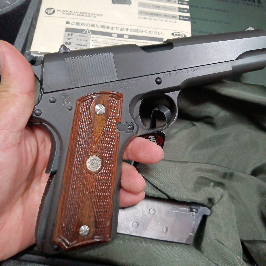 東京マルイ　ガバメント　m1911 木製グリップ