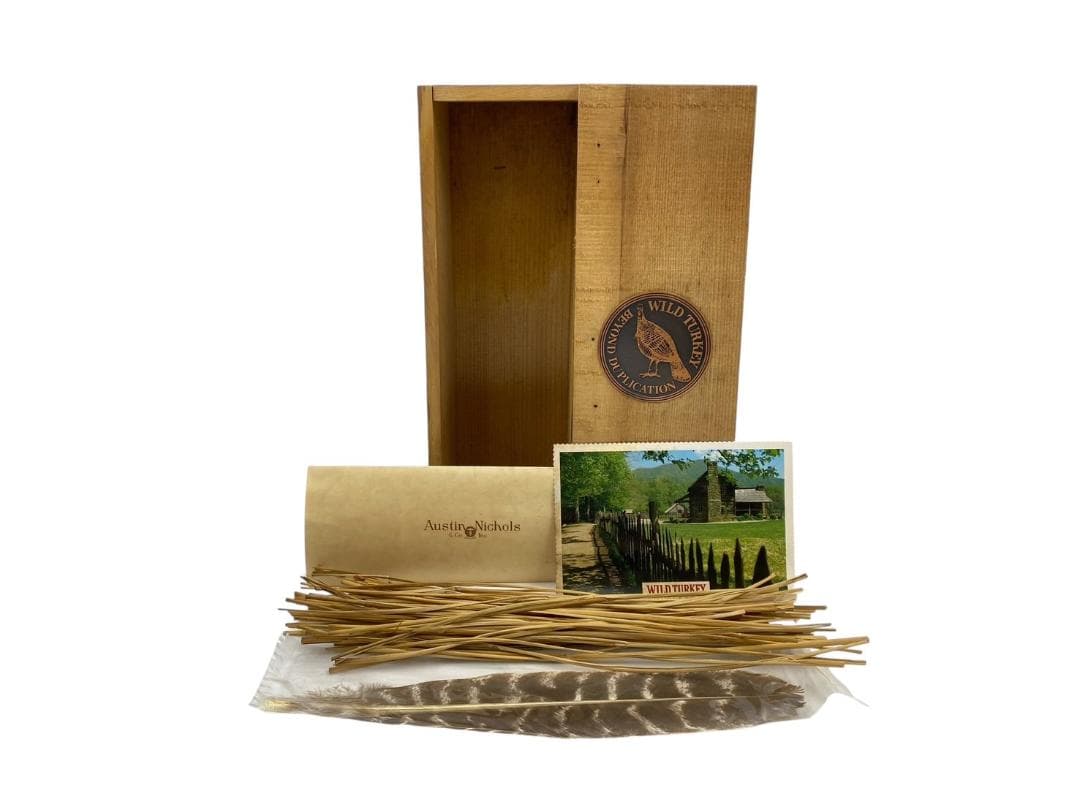 ★☆ワイルドターキー 8年 101 プルーフ 750ｍｌ 木箱 藁 羽付き☆★